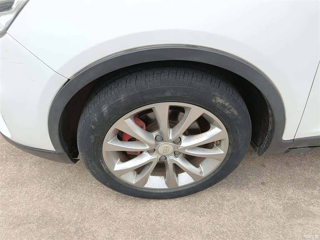 Geely Emgrand, 2018 25