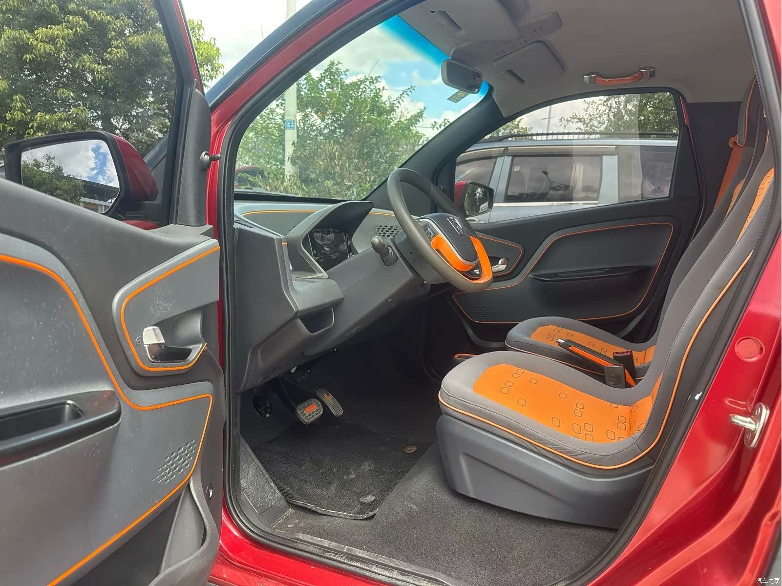 Wuling E100, 2019 6
