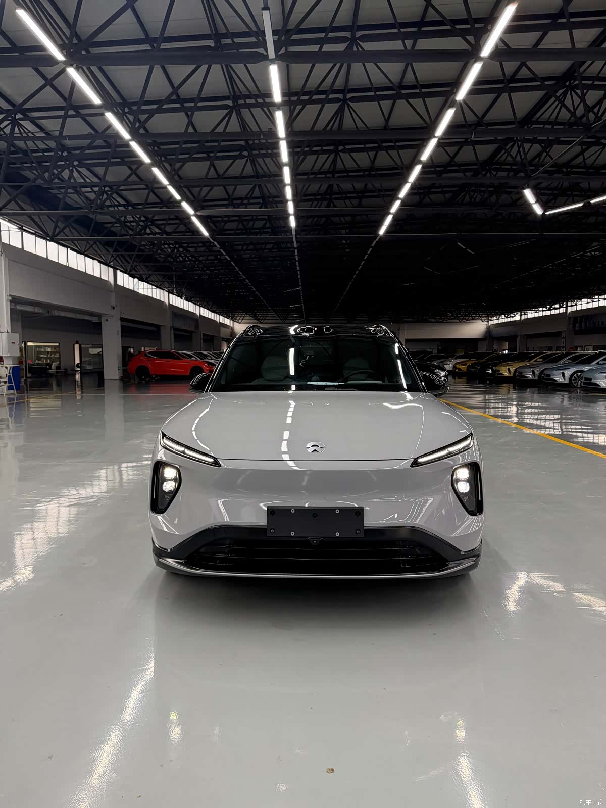 NIO ES6, 2025 1