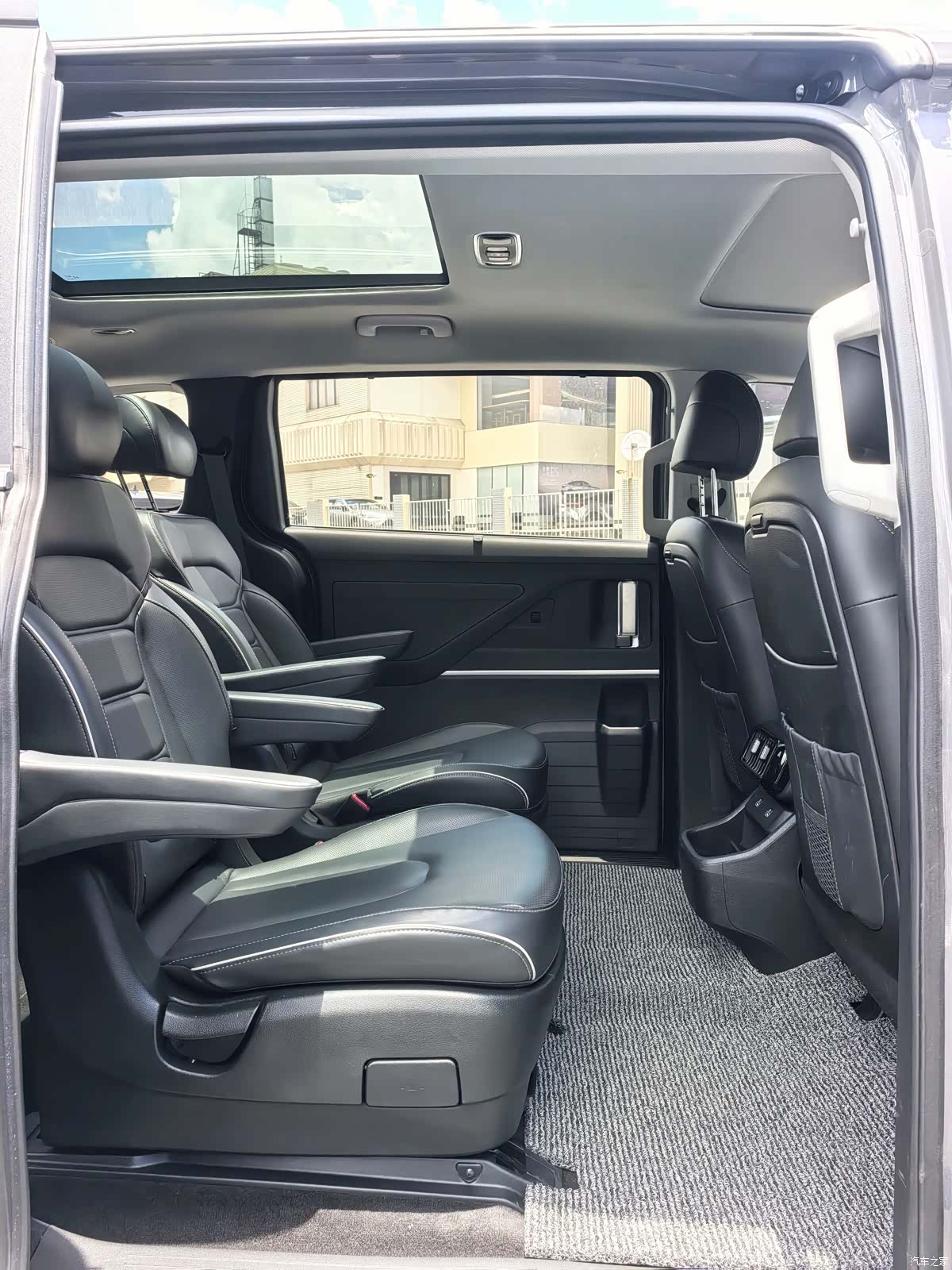 Hyundai Custo, 2023 15