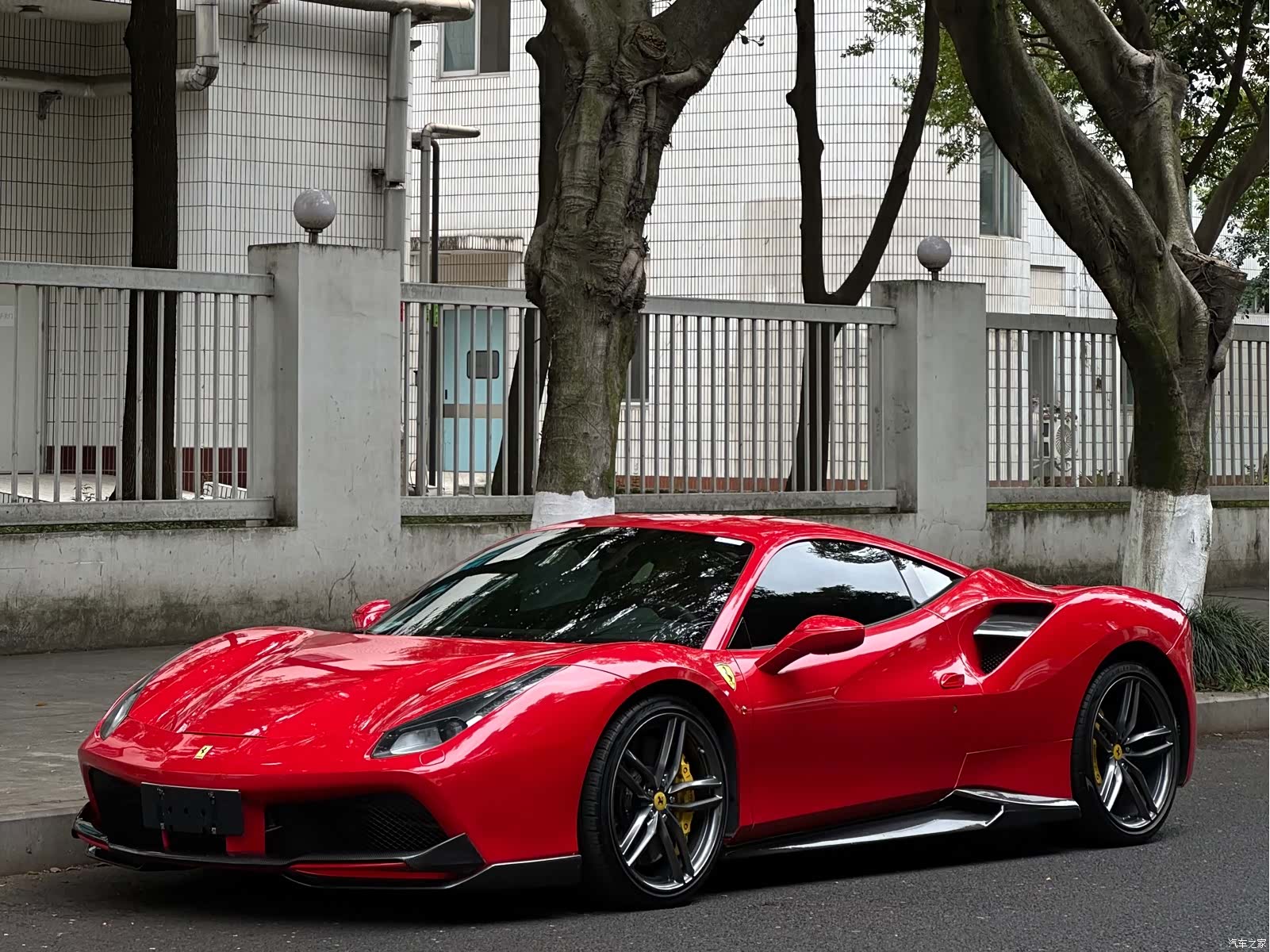 Ferrari 488