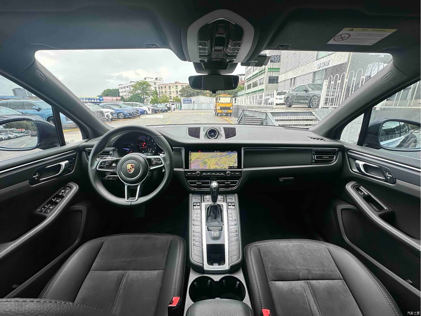 Porsche Macan, 2020 12