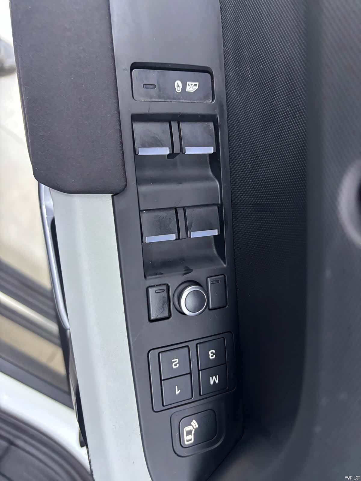 Land Rover Defender, 2022 11