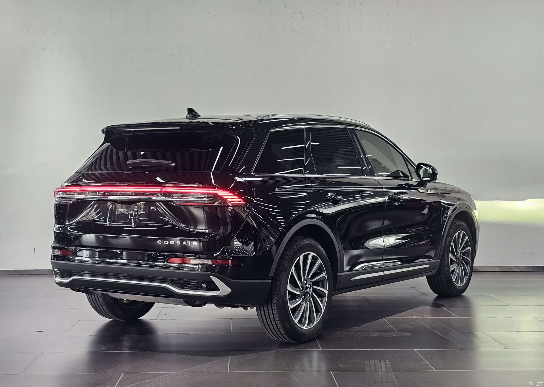 Lincoln Corsair, 2023 3