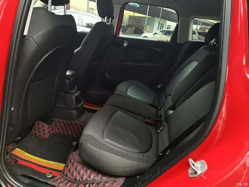 Mini Countryman, 2018 17
