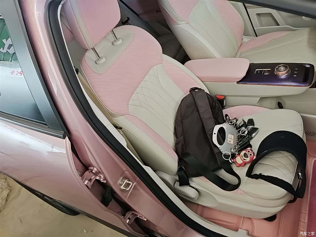 Geely E, 2023 25