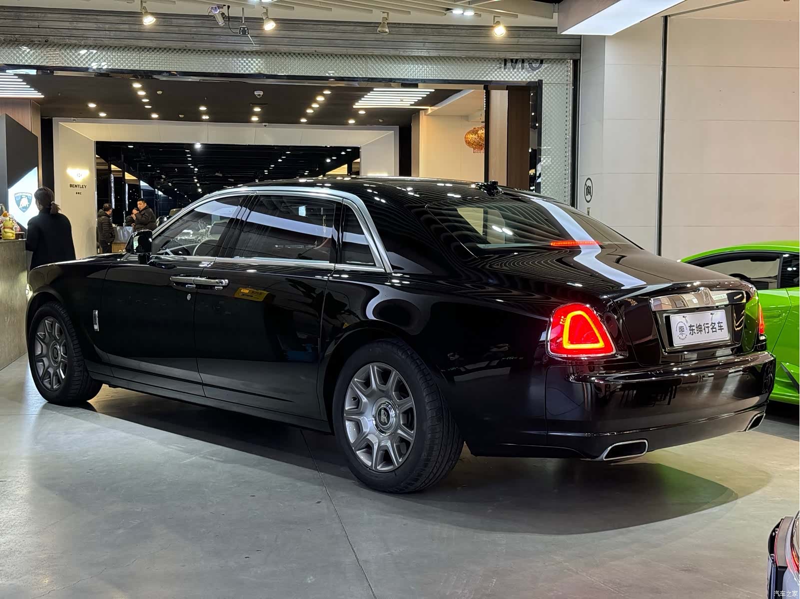 Rolls-Royce Ghost, 2015 6