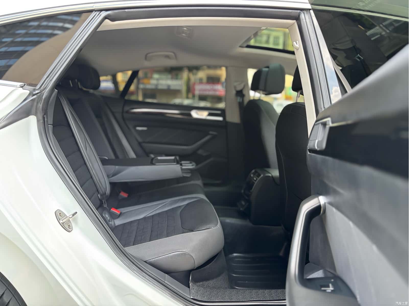 Volkswagen CC, 2021 11