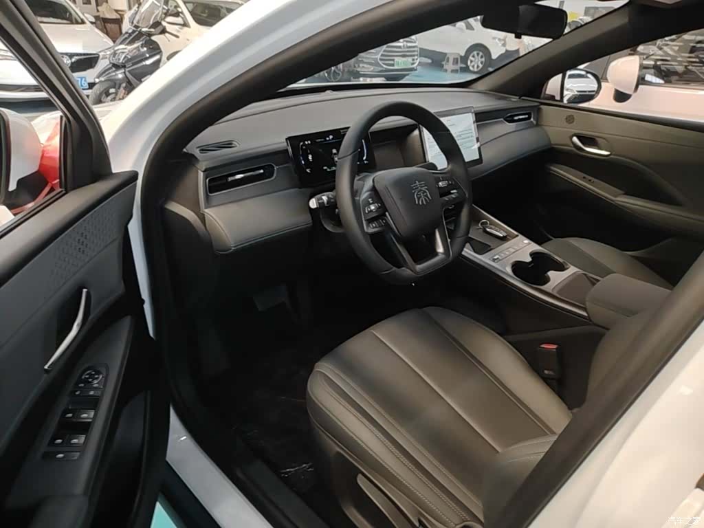 BYD Qin, 2026 16