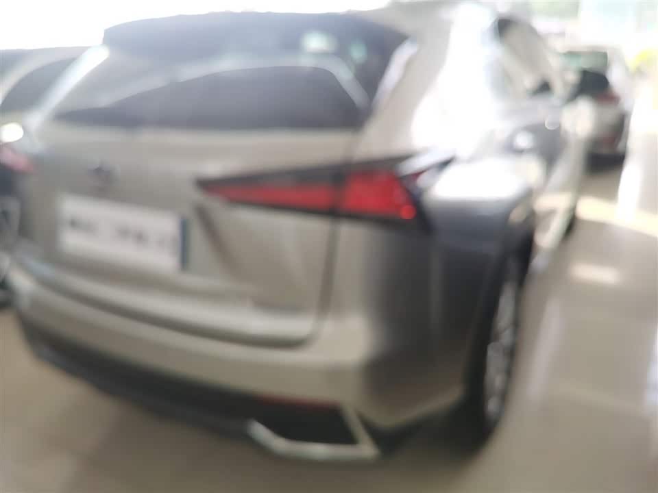 Lexus NX