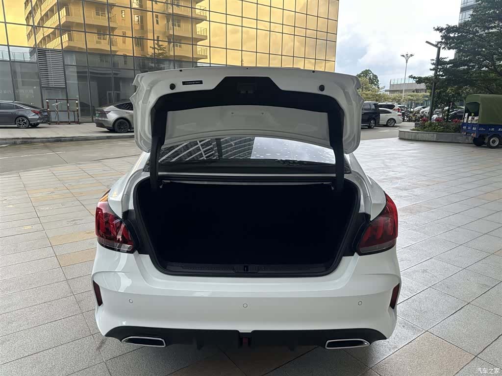 MG MG5, 2021 14