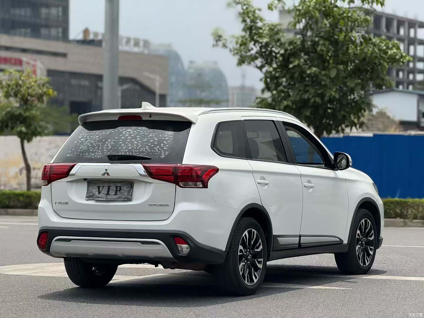 Mitsubishi Outlander, 2019 9