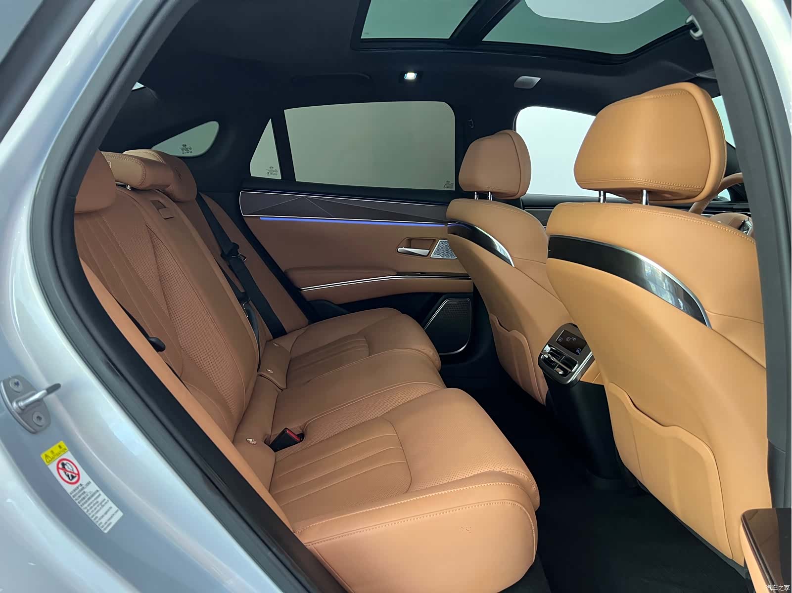 BYD Han, 2025 12
