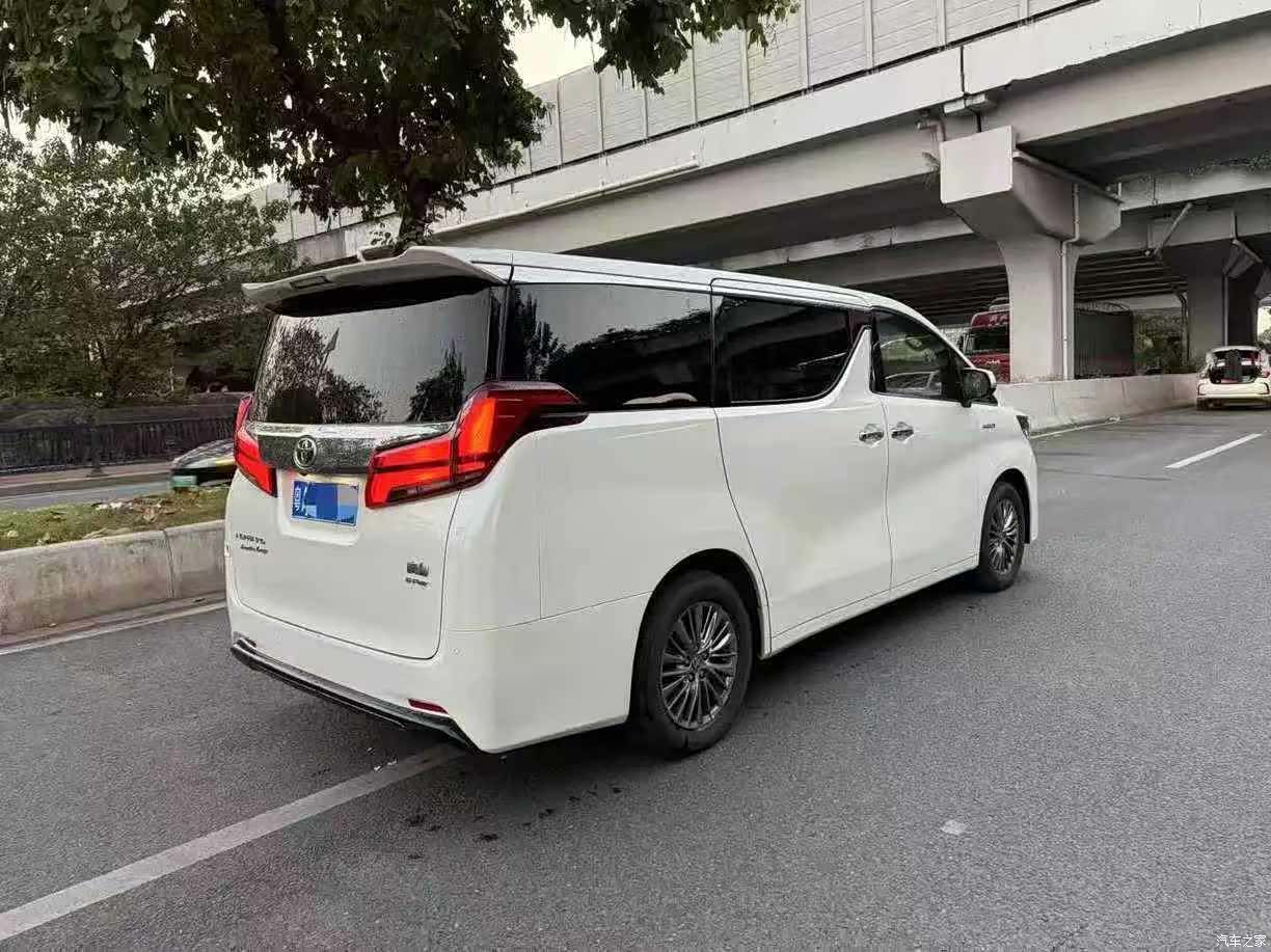 Toyota Alphard, 2019 6