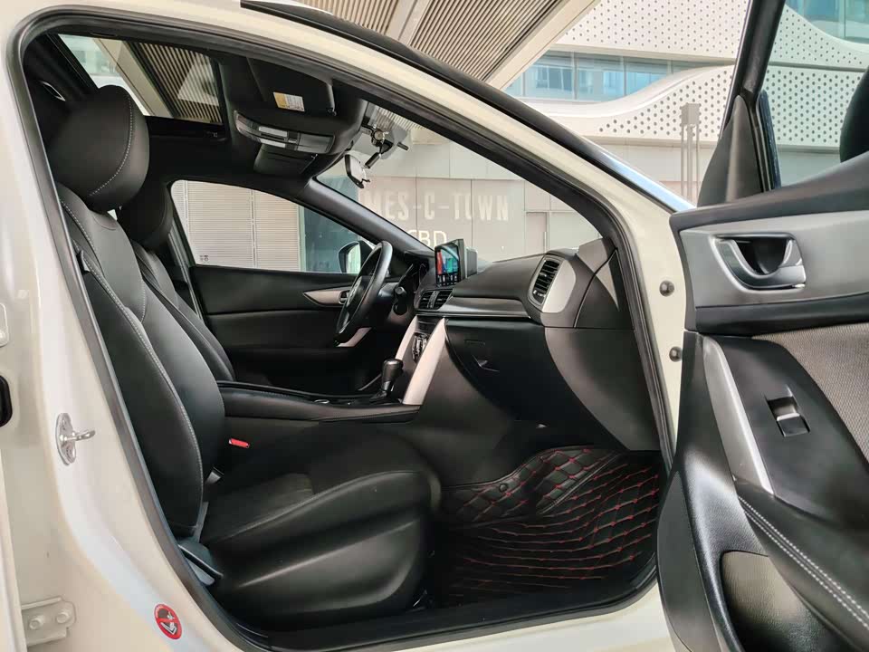 Mazda CX-4