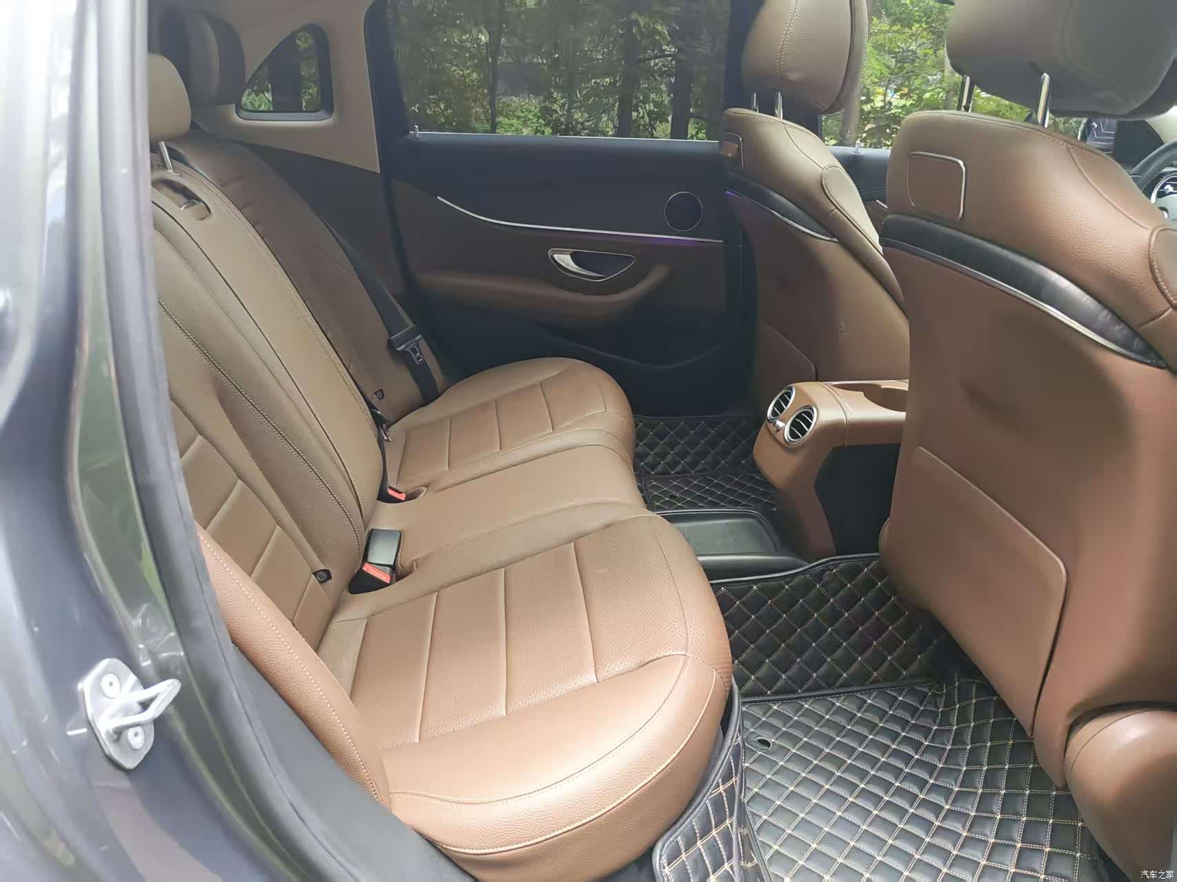 Mercedes-Benz E-Class, 2019 14