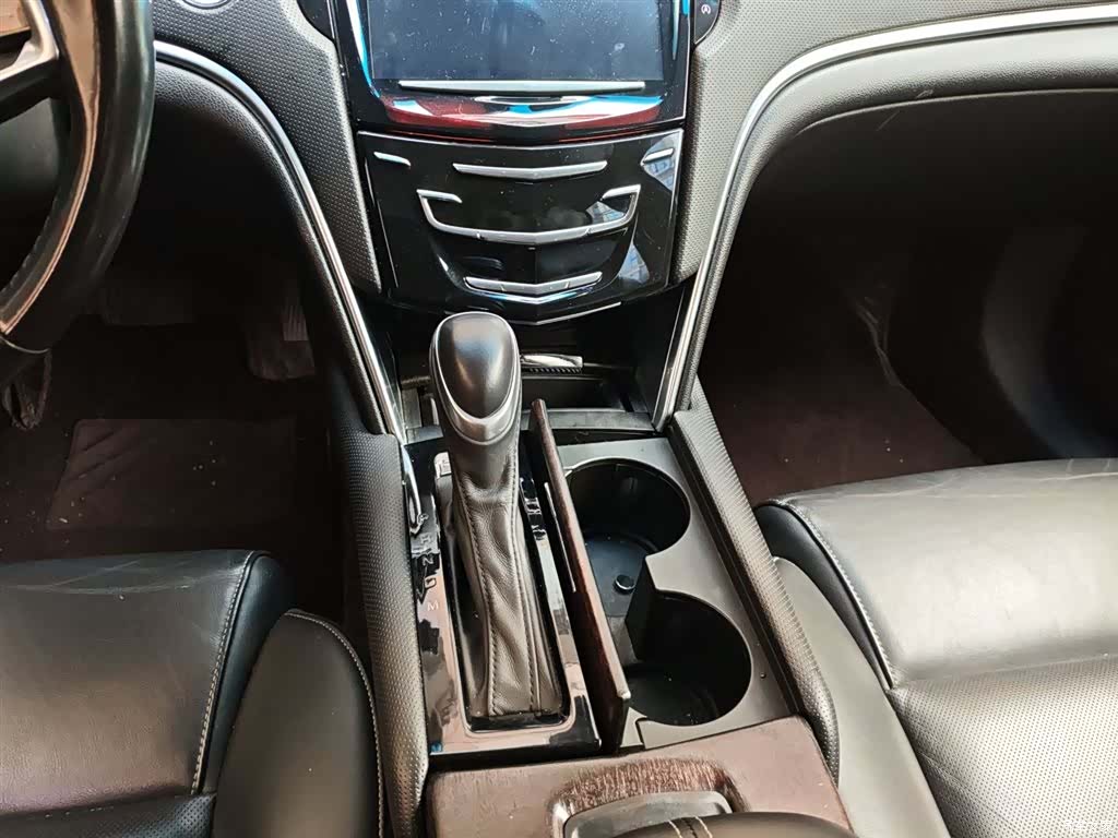 Cadillac XTS, 2019 10