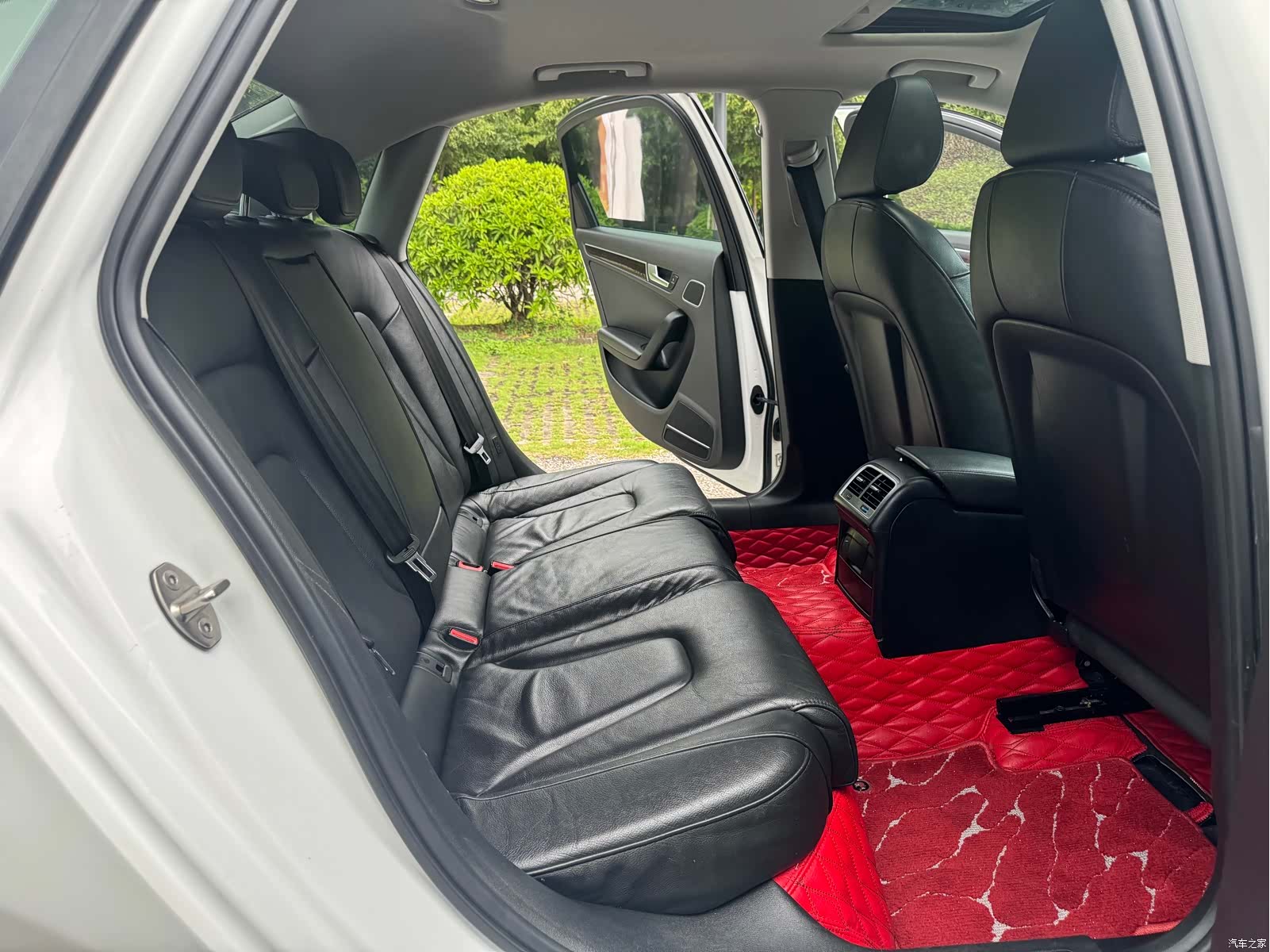 Audi A4L, 2013 12
