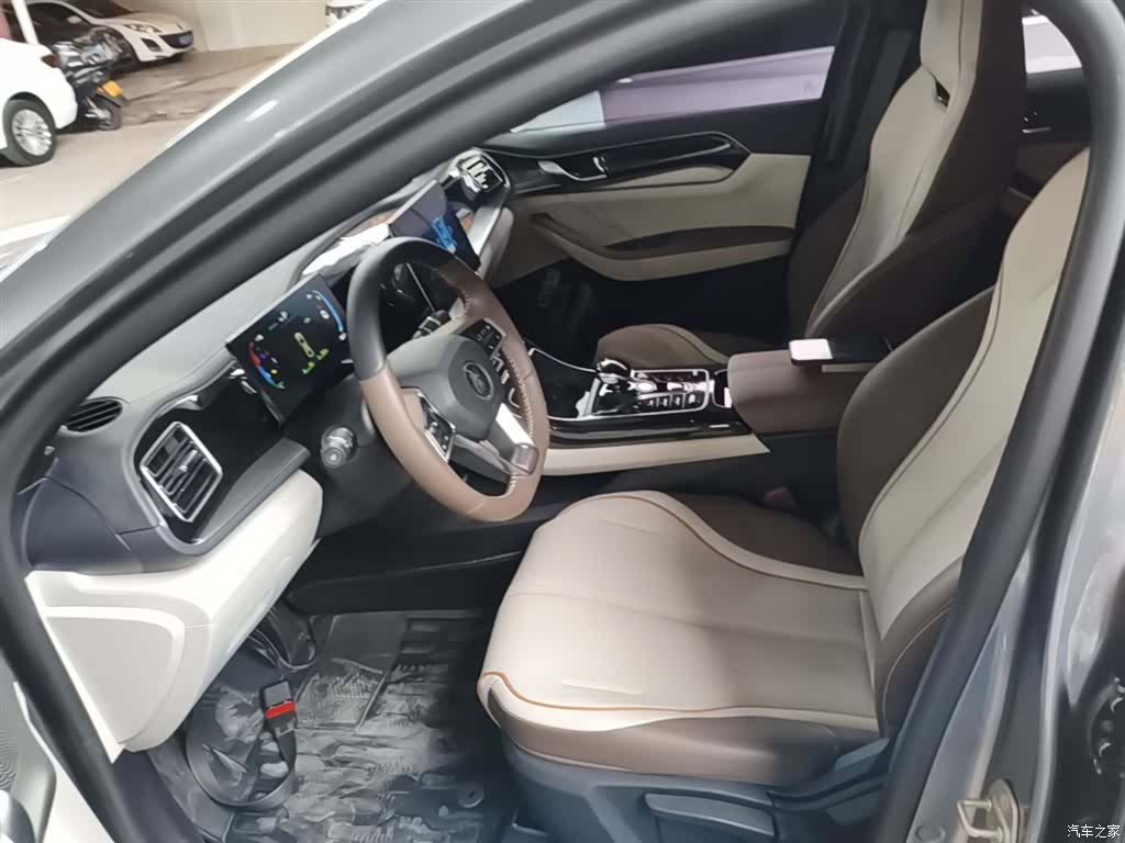 BYD Qin, 2023 15