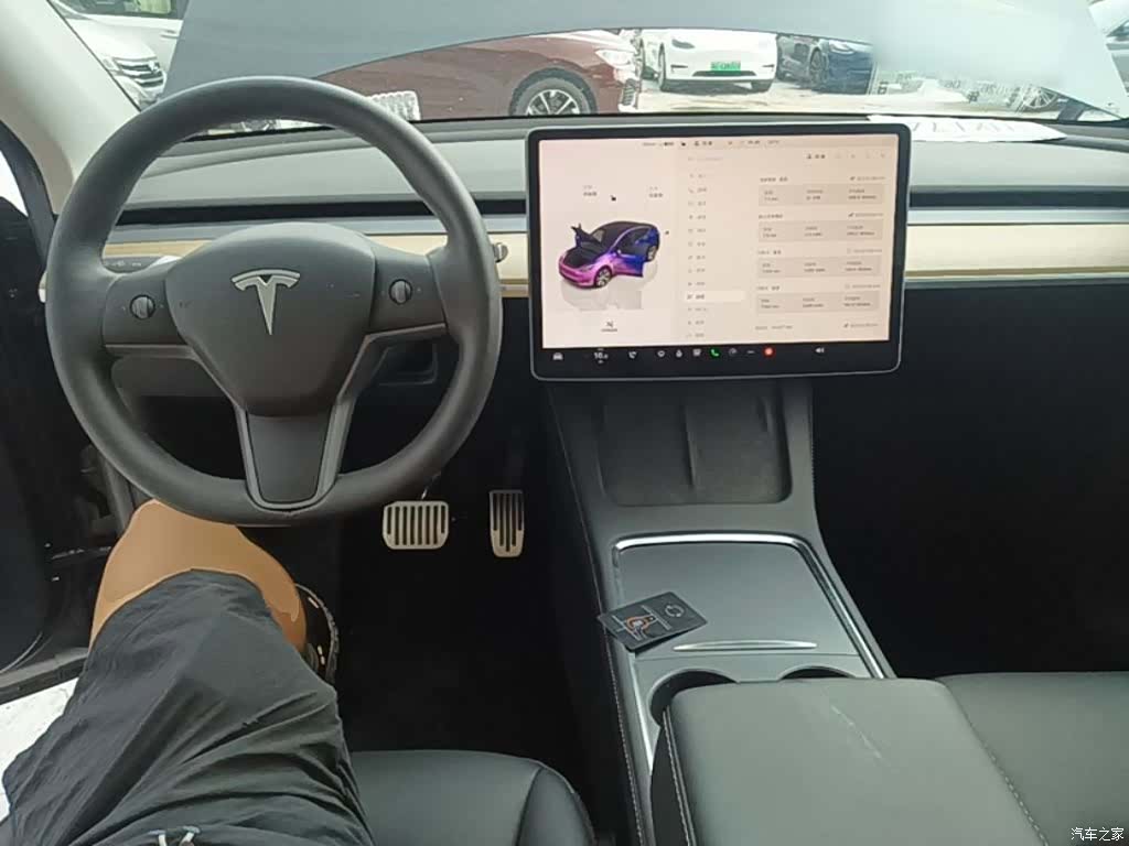 Tesla Model Y, 2022 10
