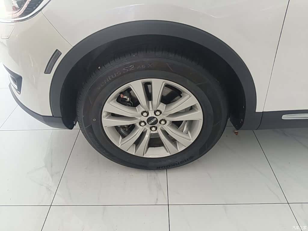 Lincoln MKX, 2017 23