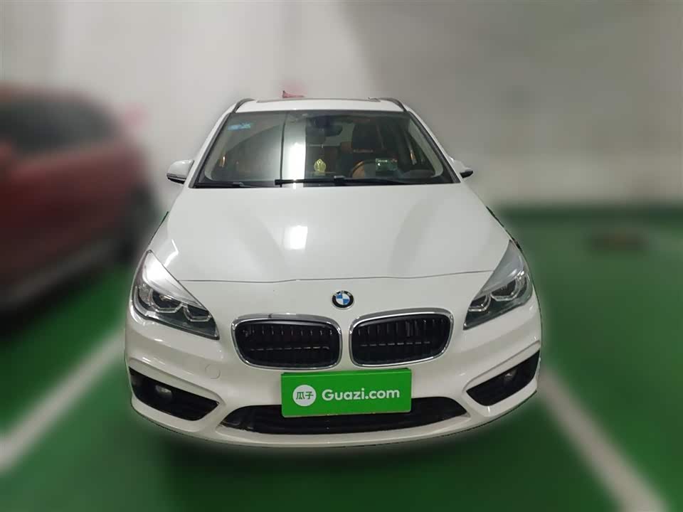 BMW 2 series station wagon