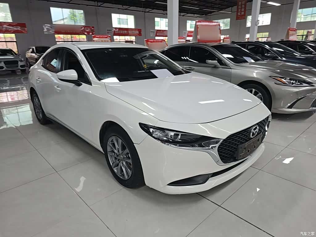 Mazda Mazda3, 2022 4
