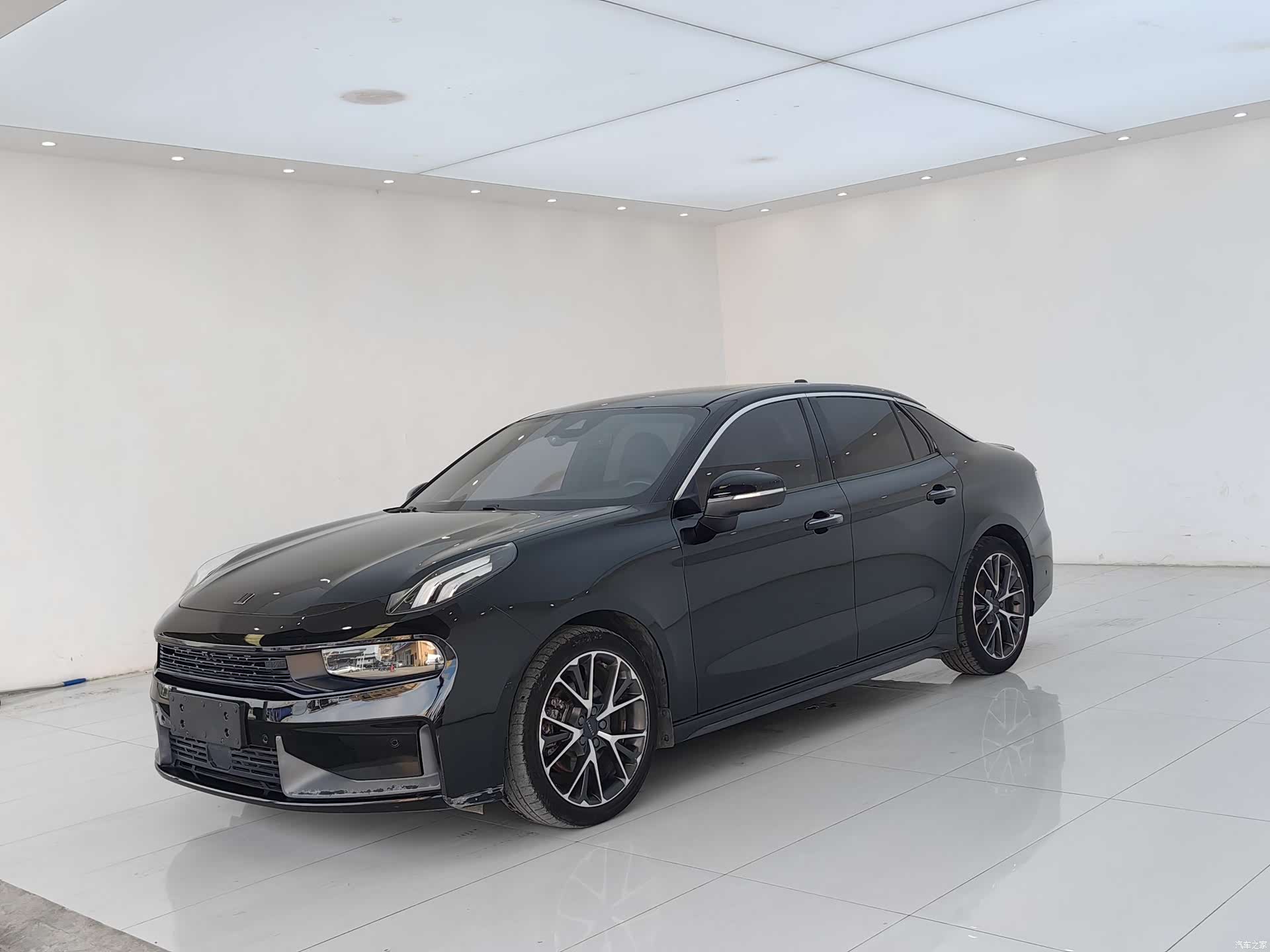 Lynk & Co 01, 2020 1