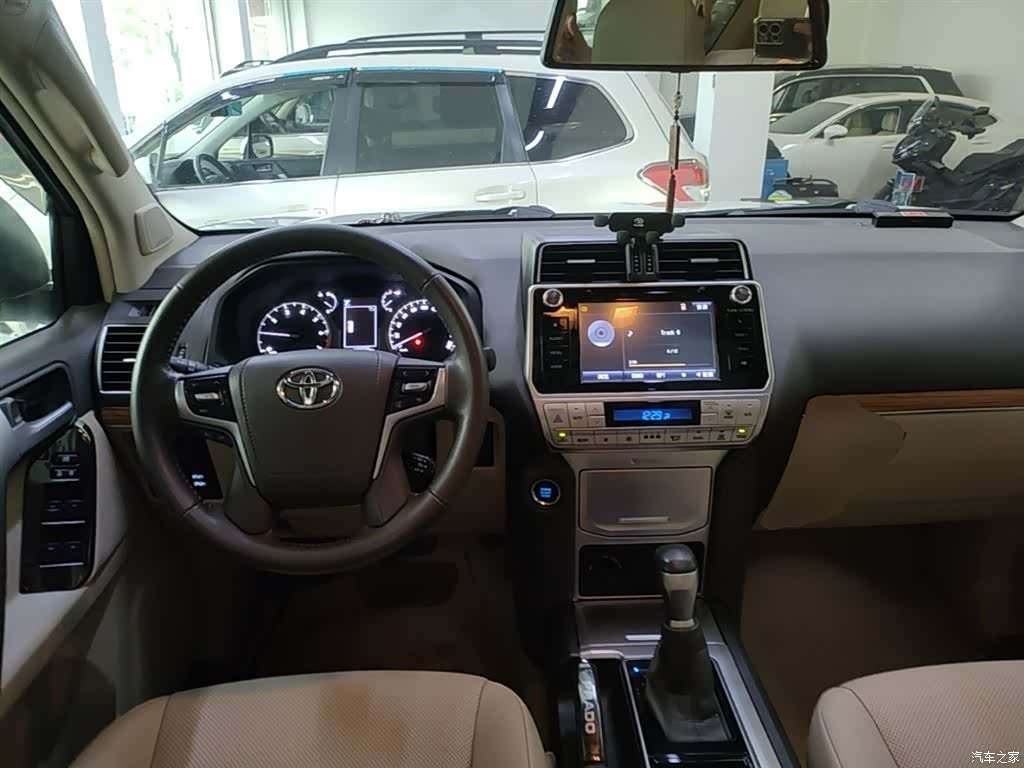 Toyota Prado, 2018 10