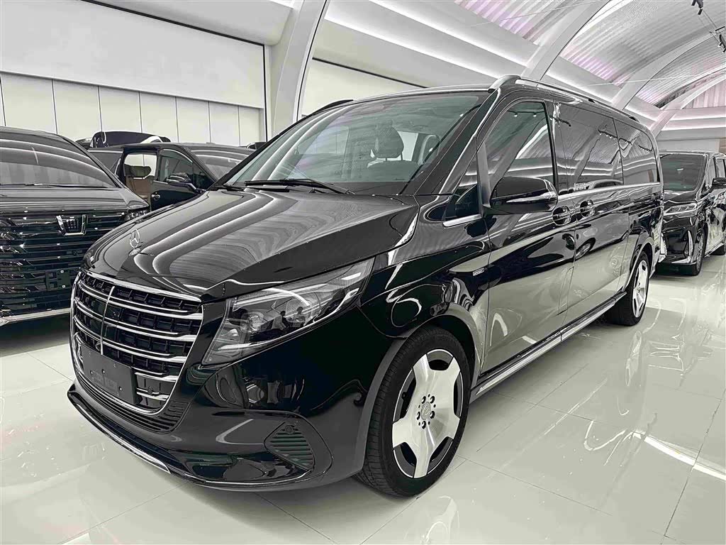 Mercedes-Benz V-Class V 2024 V 300 L Luxury