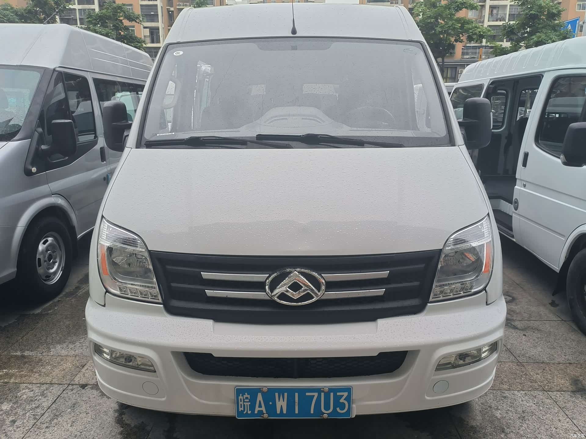 Maxus V80, 2023 2