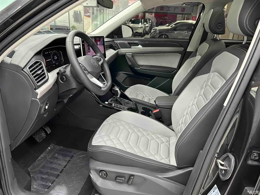 Volkswagen Tayron, 2023 11