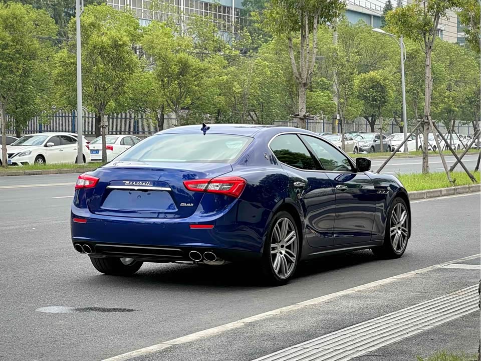 Maserati Ghibli