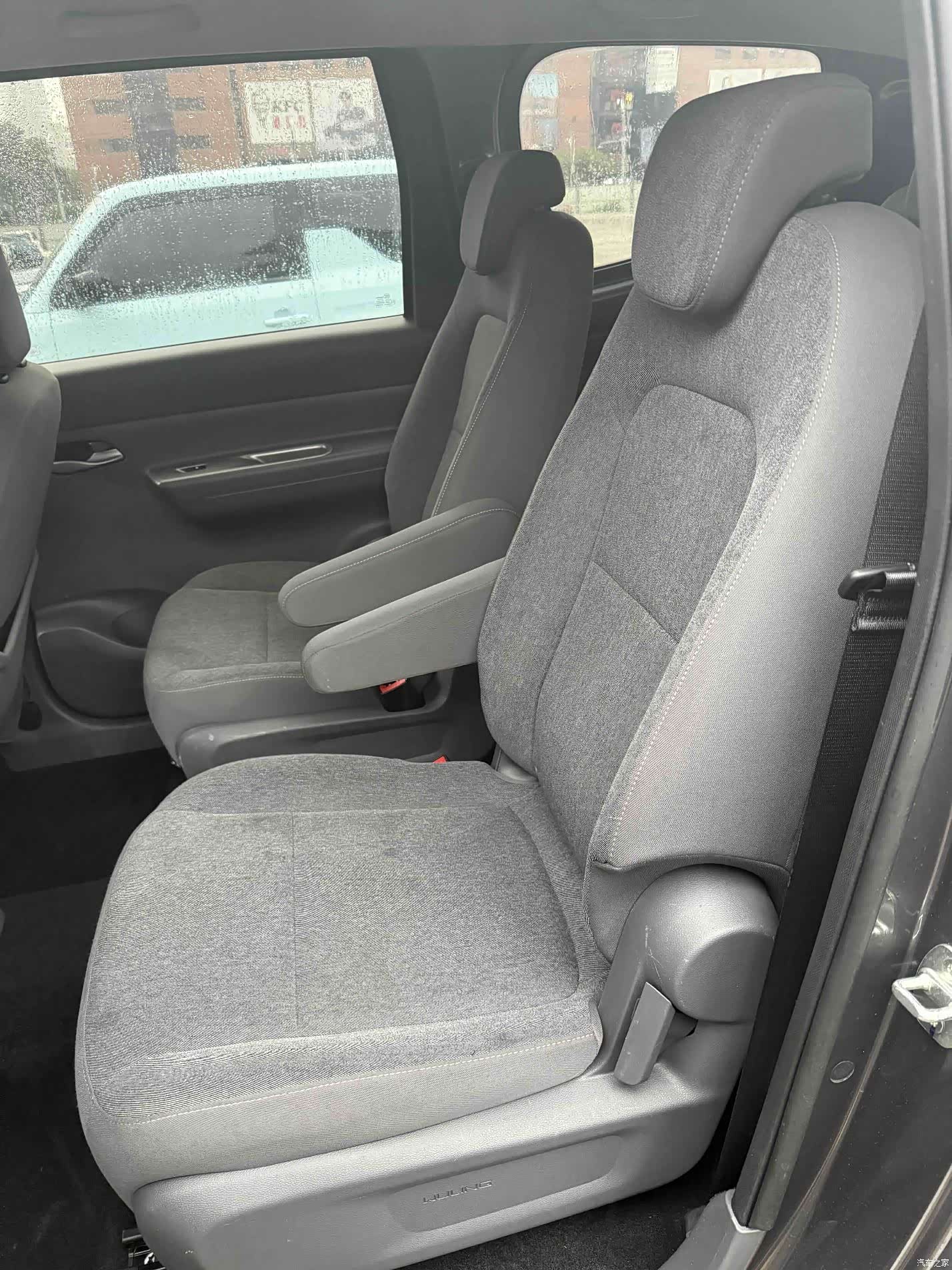 Wuling Hongguang, 2025 10