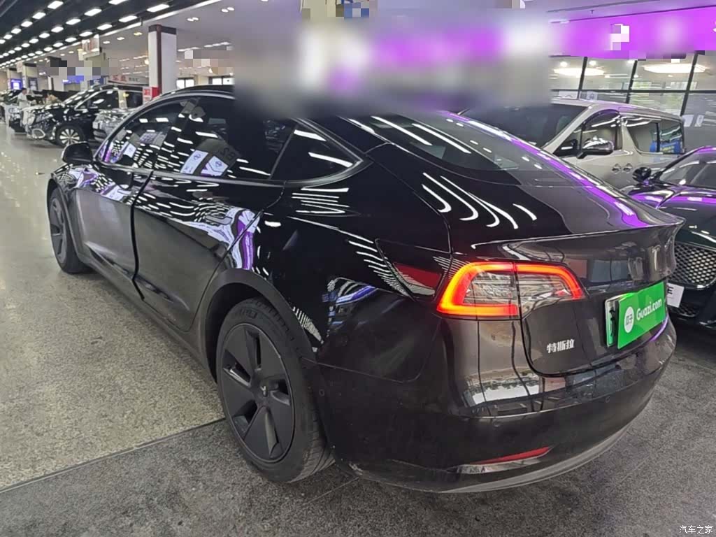 Tesla Model 3, 2022 все фото