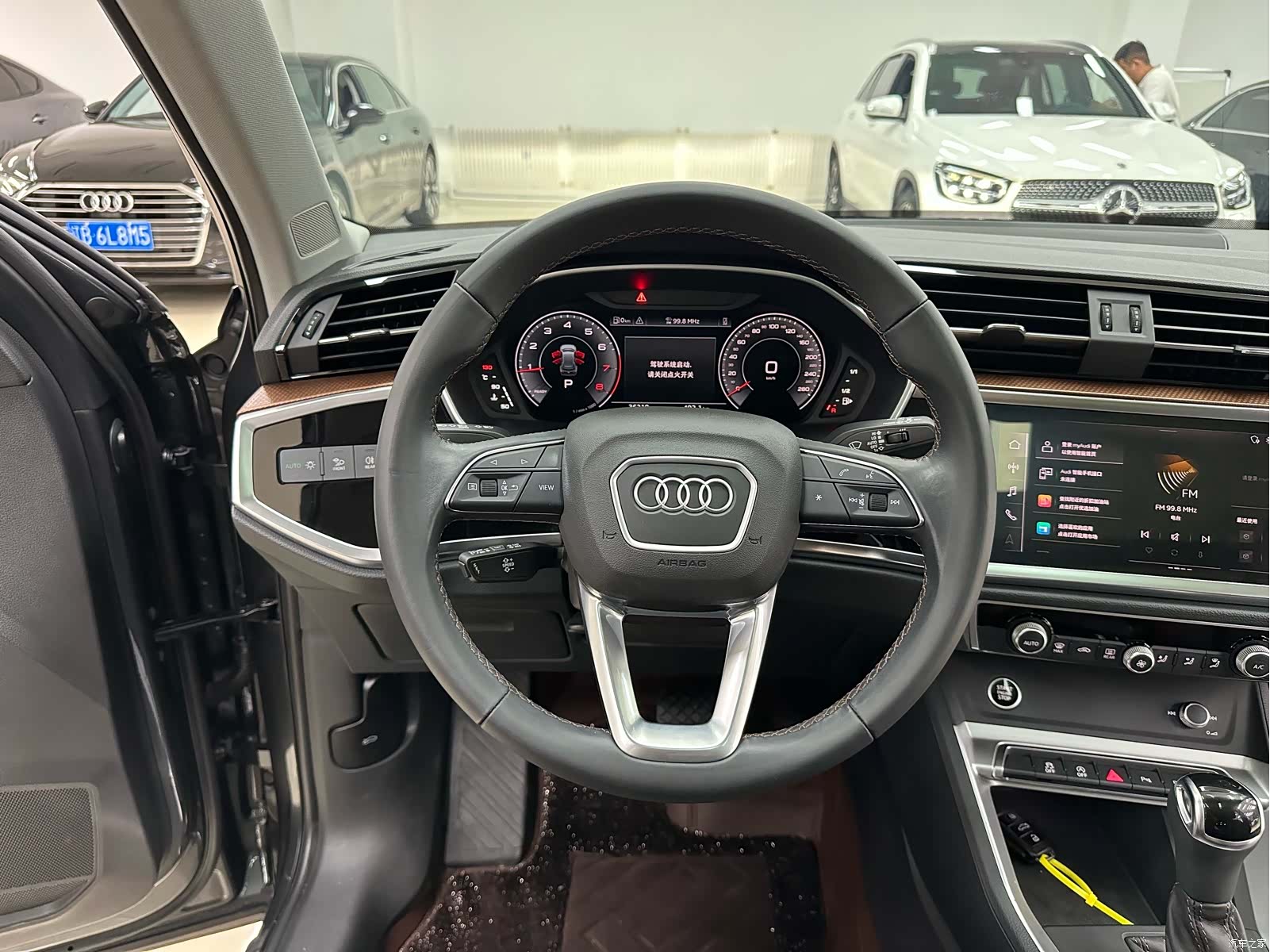Audi Q3, 2023 14