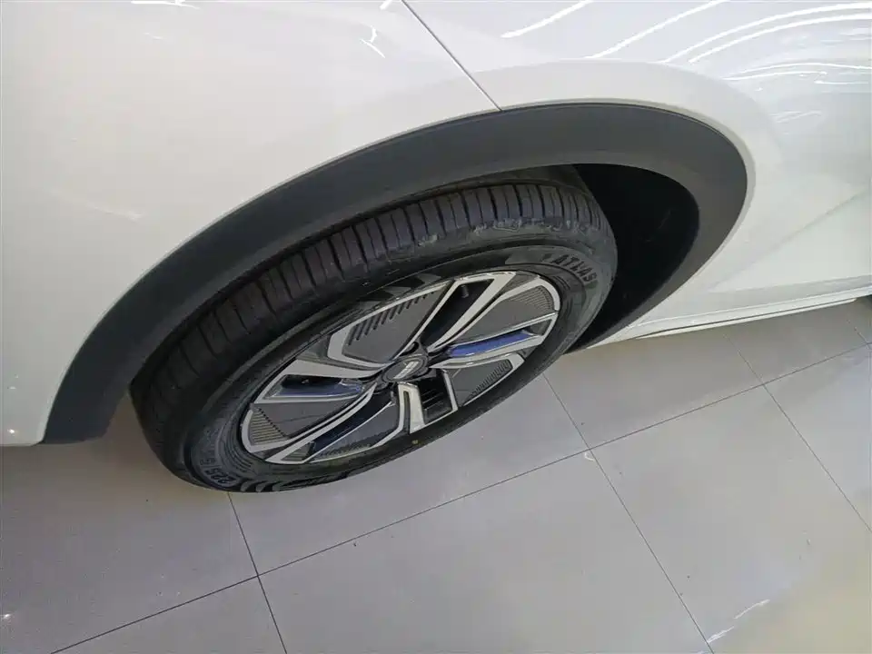 Geely Galaxy Galaxy Starship 7