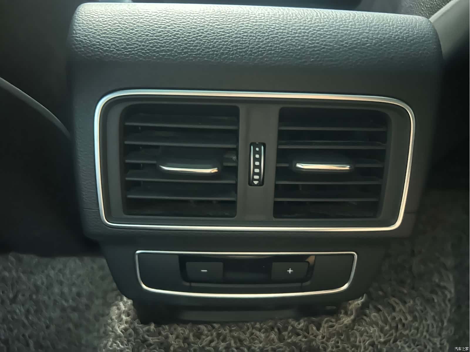 Audi Q5L, 2021 27