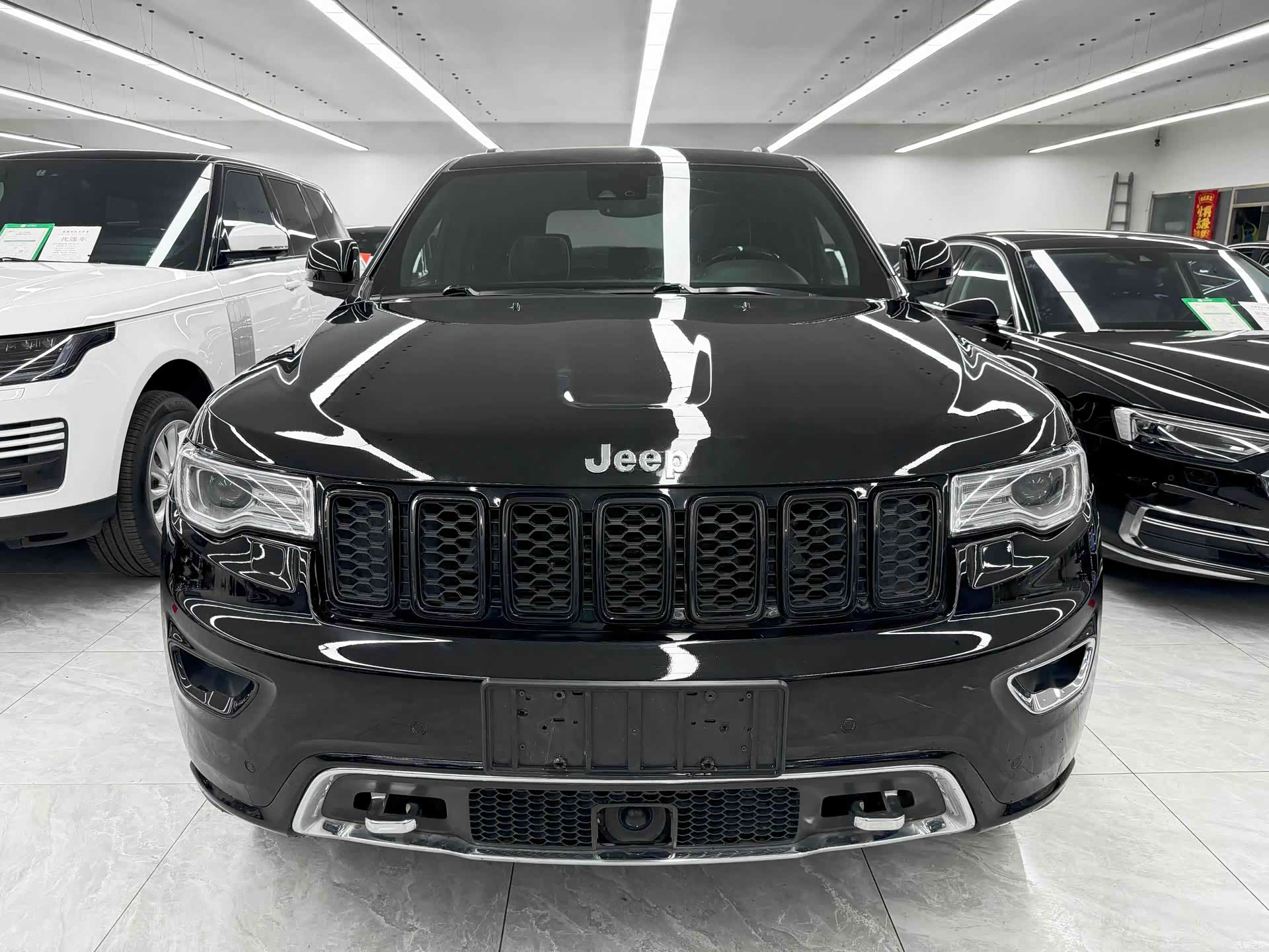 Jeep Grand Cherokee, 2018 2