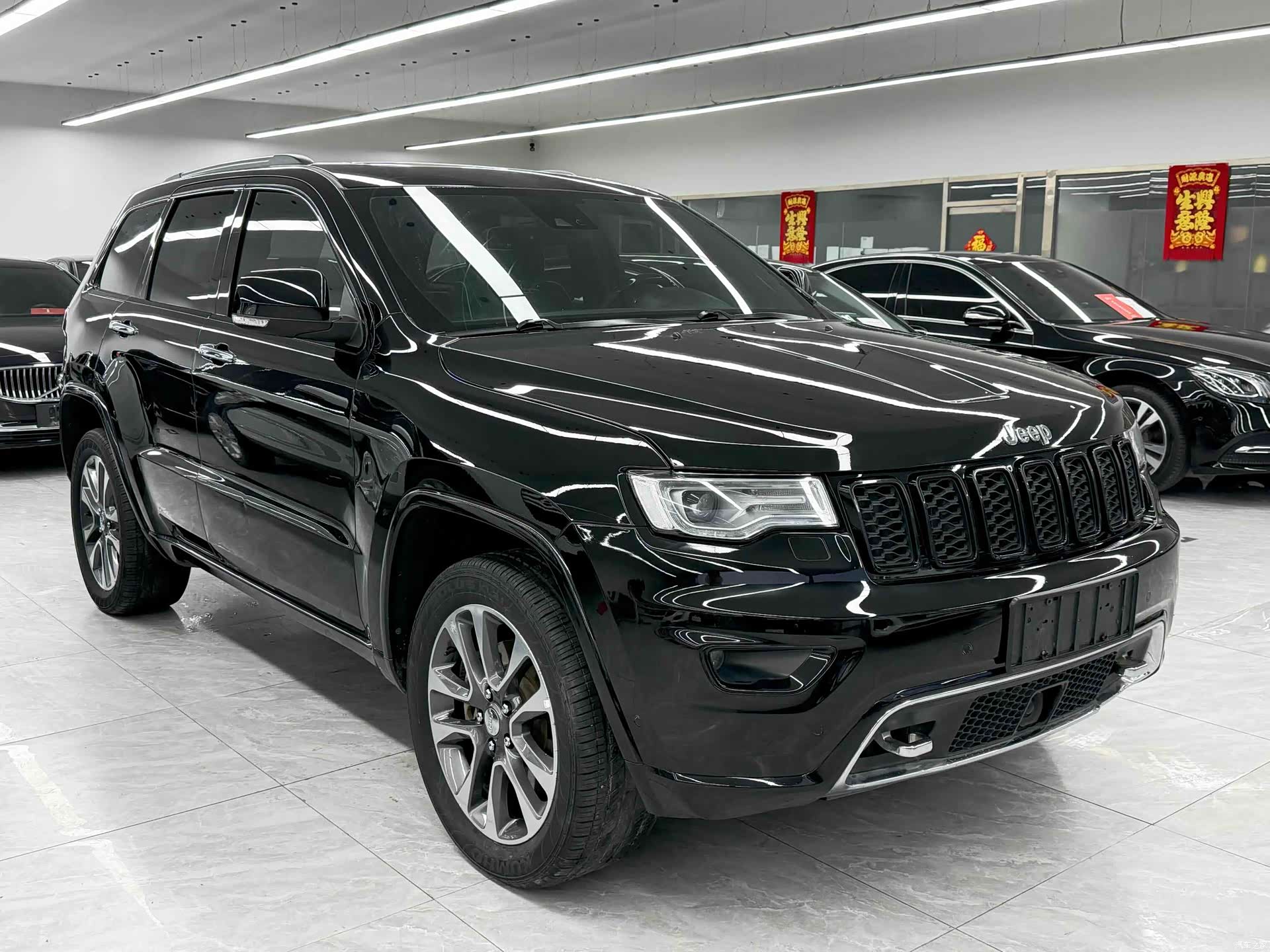 Jeep Grand Cherokee, 2018 3