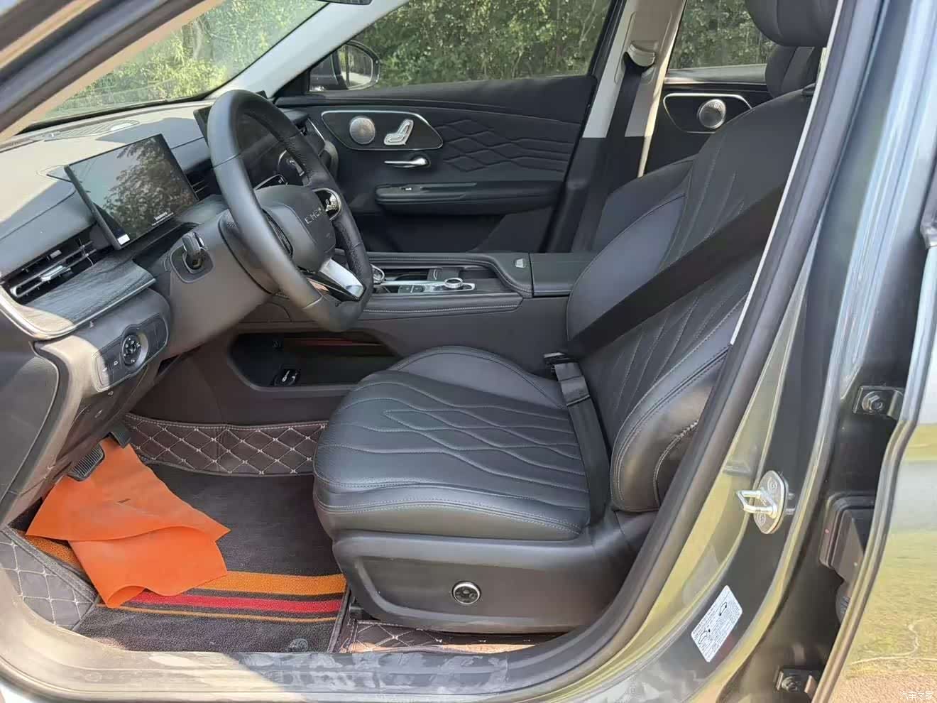 Chery Arrizo 8, 2025 4