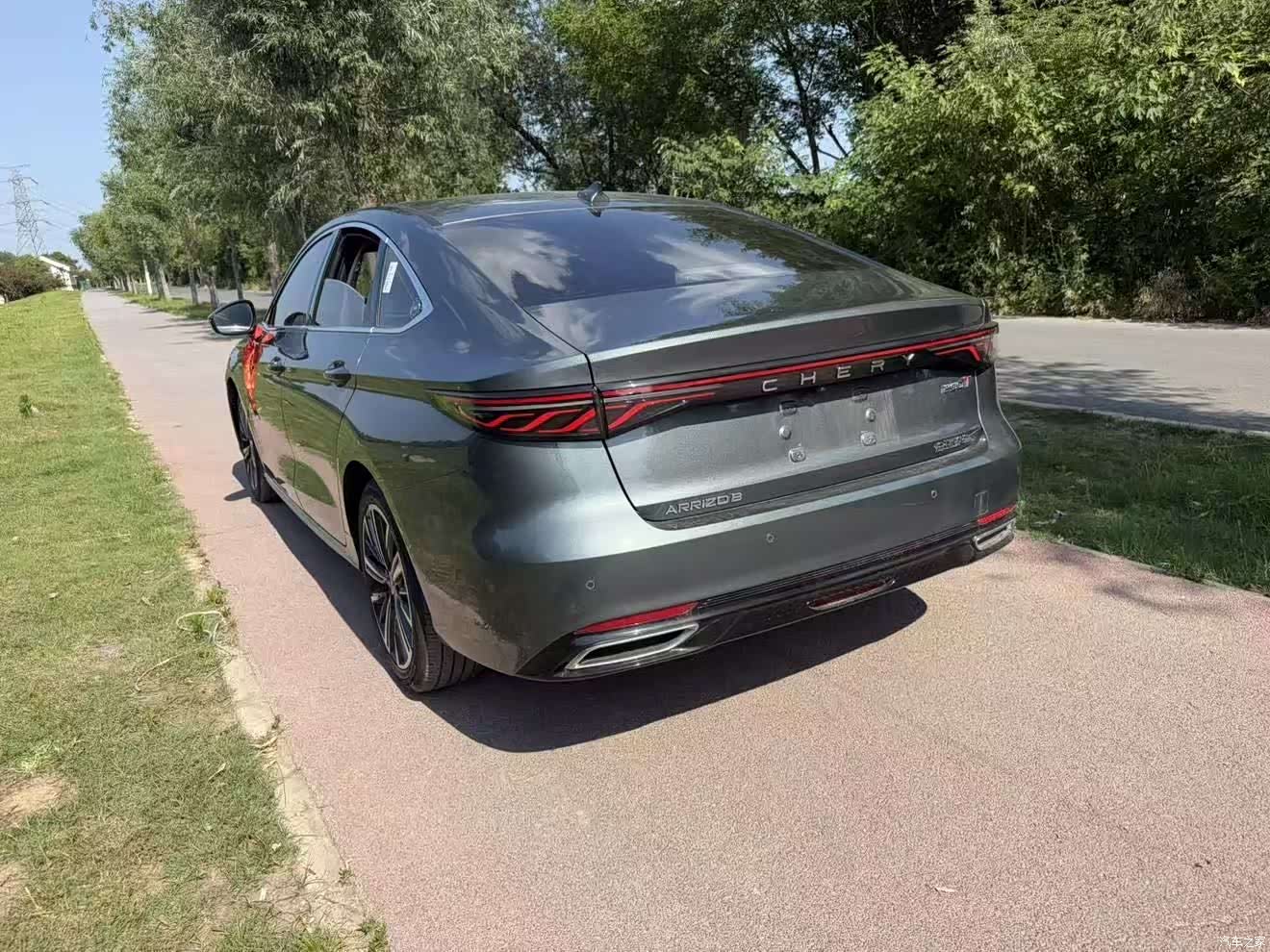 Chery Arrizo 8, 2025 9