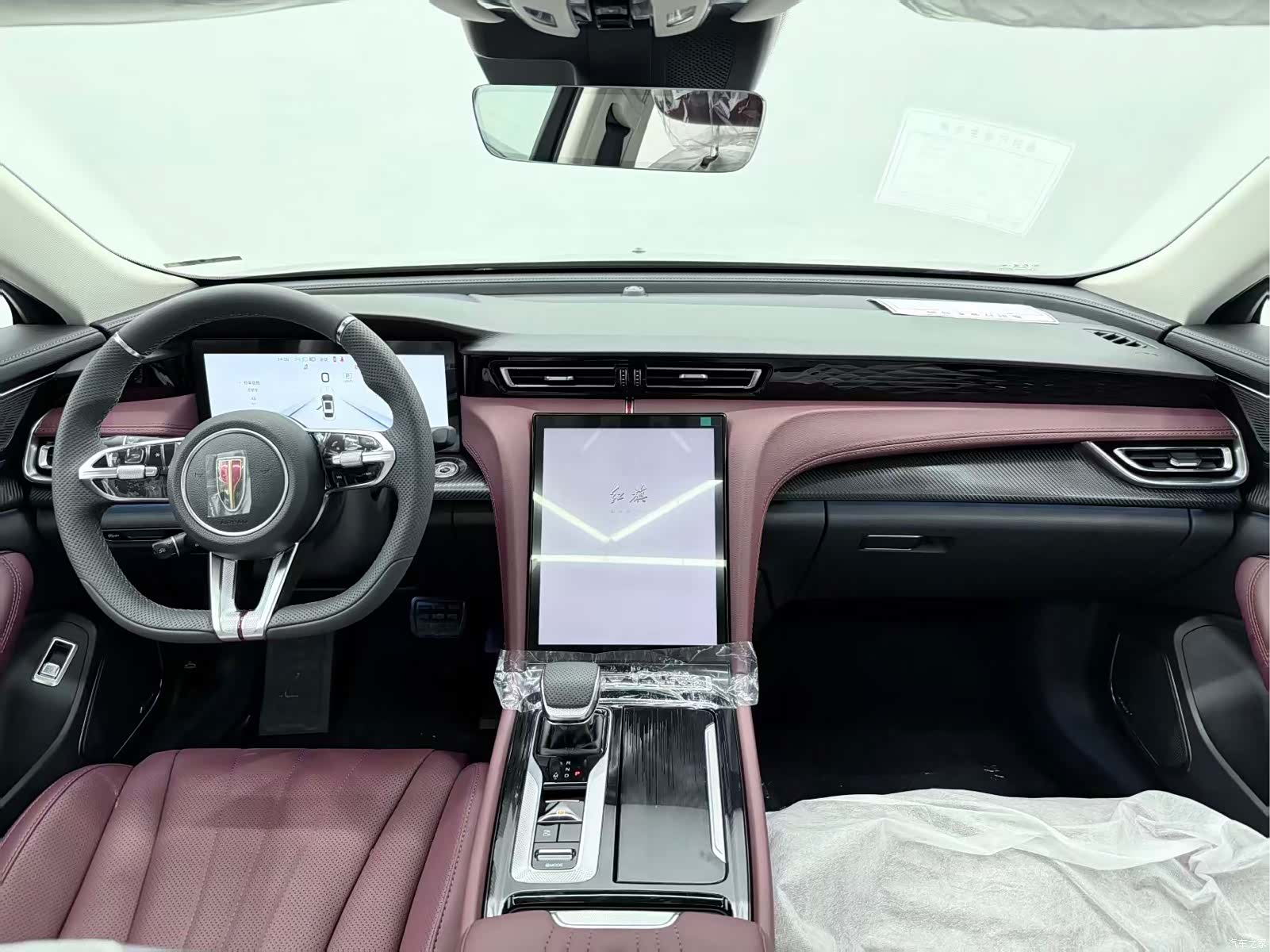 Hongqi H5, 2026 4