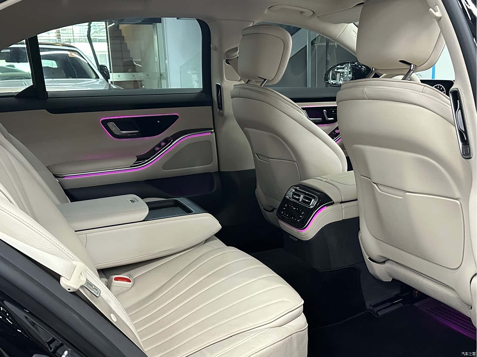 Mercedes-Benz S-Class, 2023 9