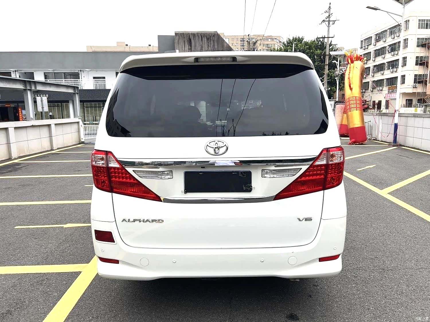 Toyota Alphard, 2012 8
