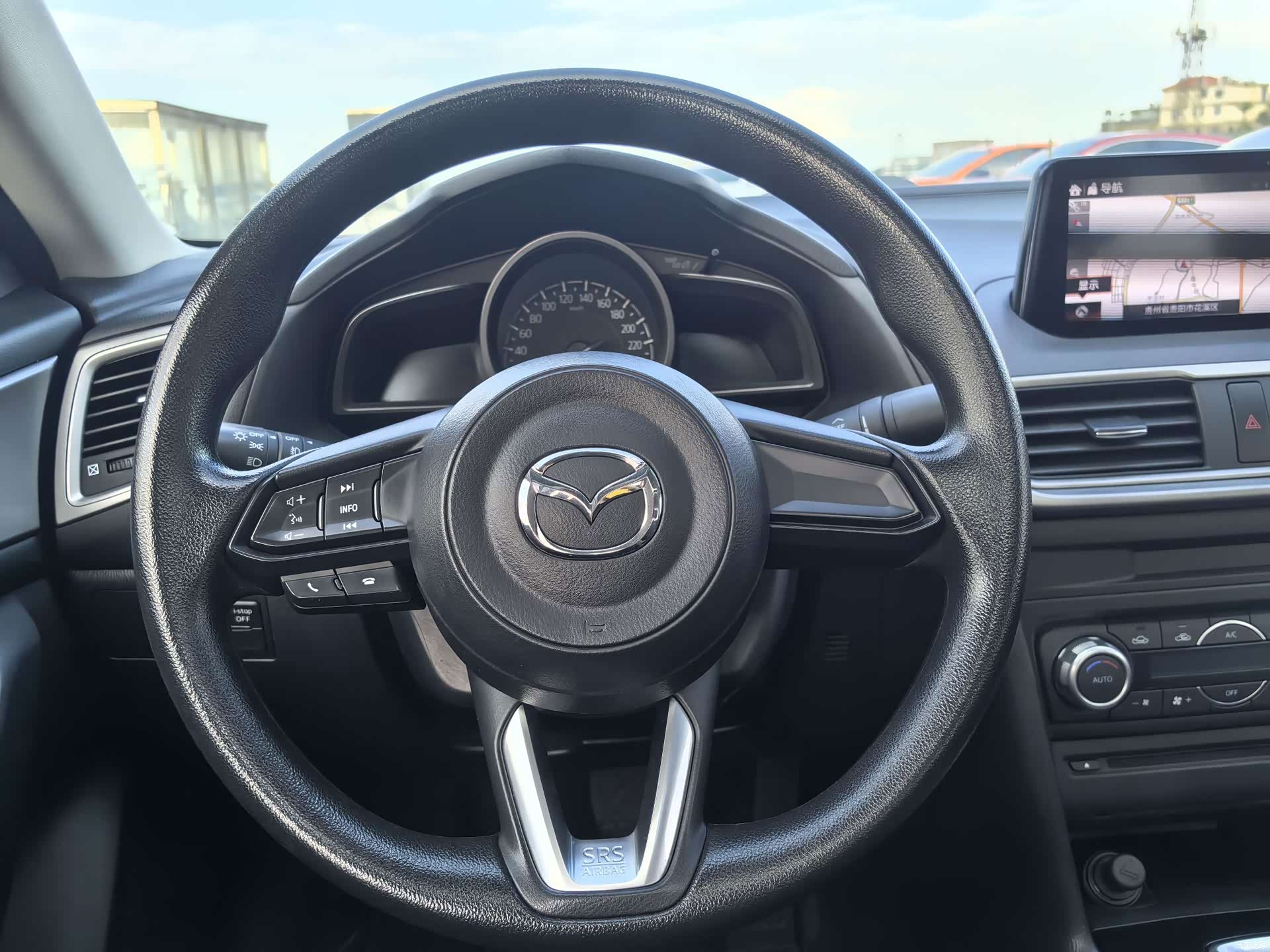 Mazda Mazda3, 2019 10