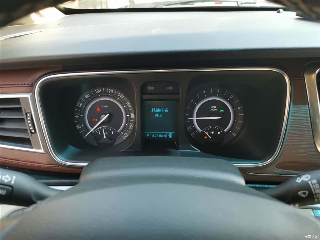 Buick GL8, 2017 12
