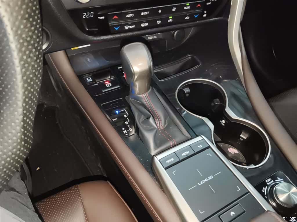 Lexus RX, 2021 14