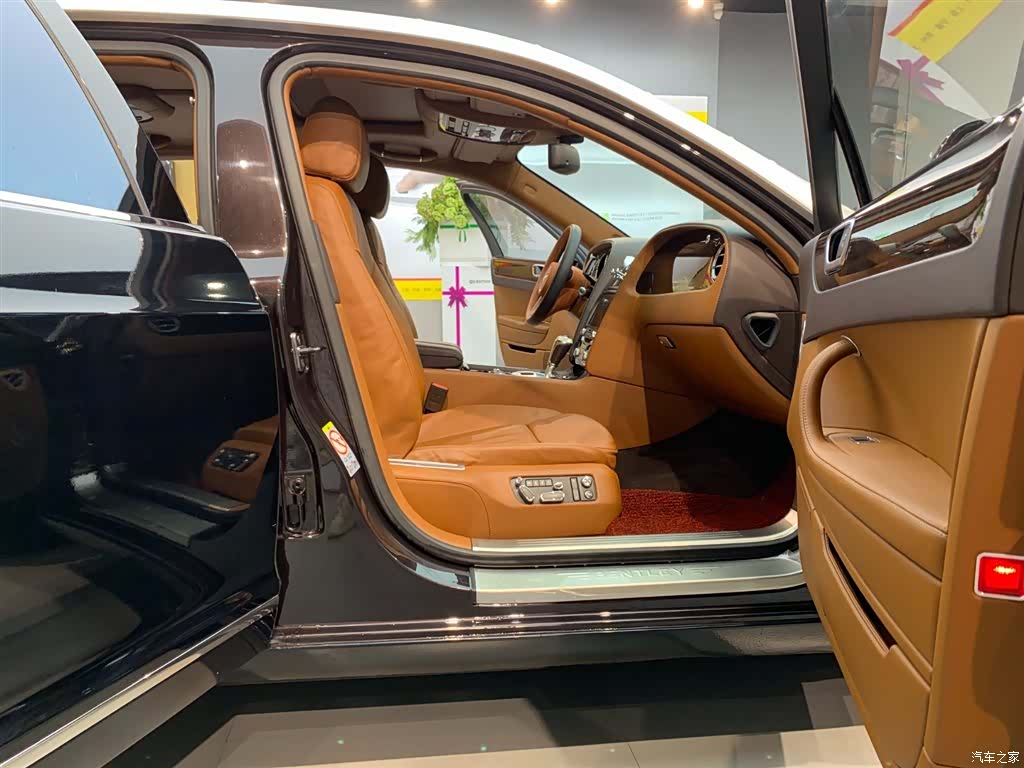 Bentley Flying Spur, 2013 15