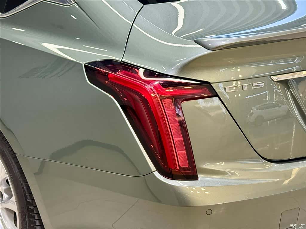 Cadillac CT5, 2023 9